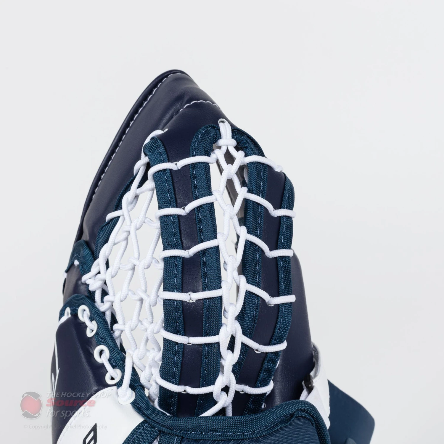 Bauer GSX Junior Goalie Catcher S20 5 Bauer GSX Junior Goalie Catcher S20 - Image 3