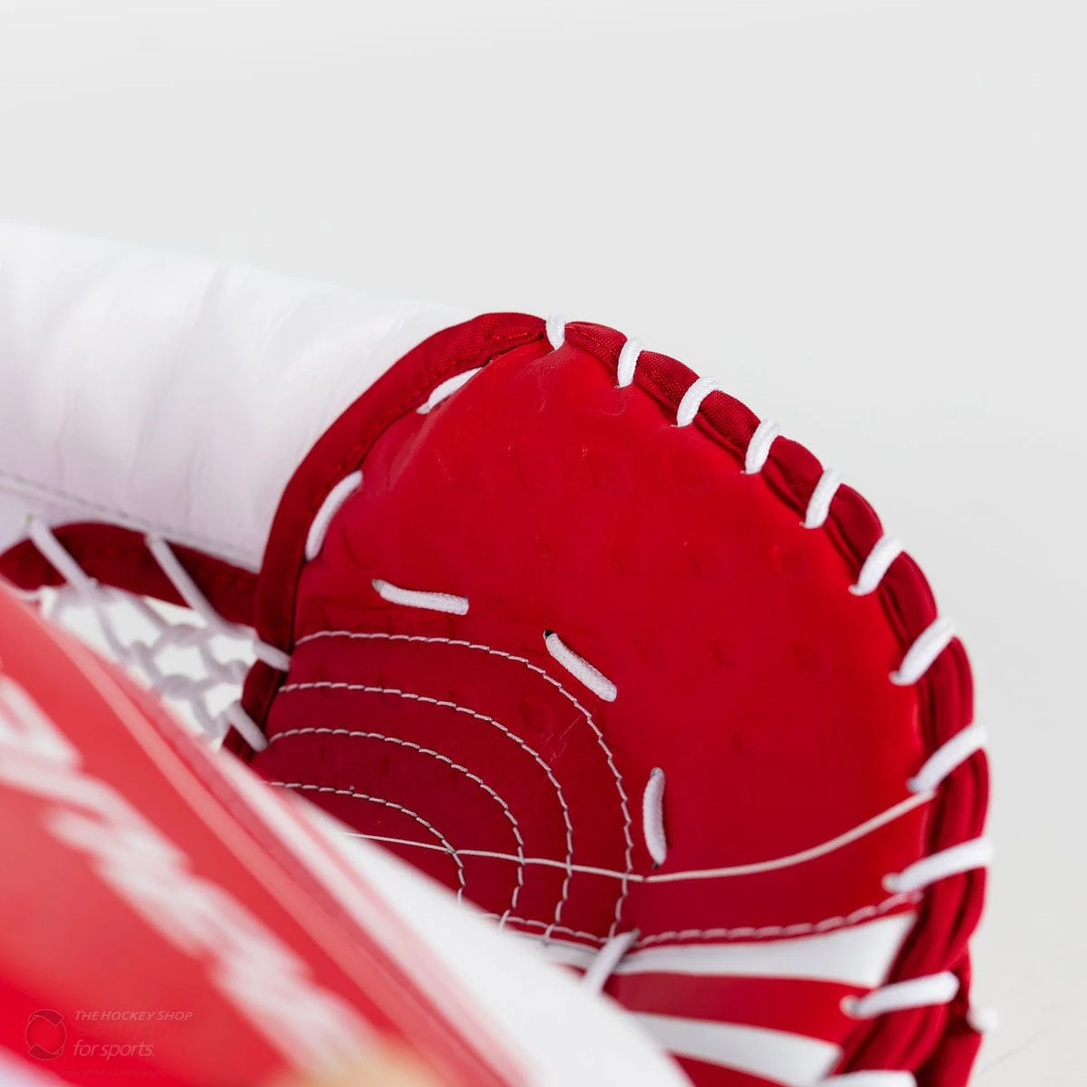 Bauer Vapor 2X Intermediate Goalie Catcher 7 Bauer Vapor 2X Intermediate Goalie Catcher - Image 5