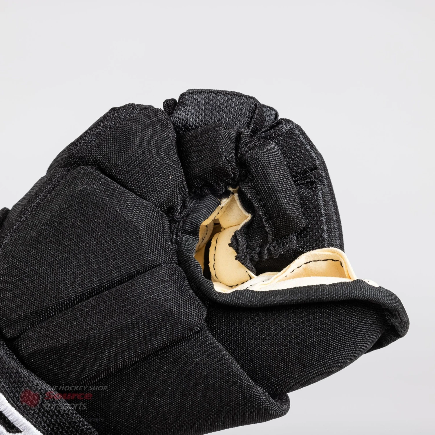 Bauer Vapor Team Pro Junior Hockey Gloves (2019) 6 Bauer Vapor Team Pro Junior Hockey Gloves (2019) - Image 4