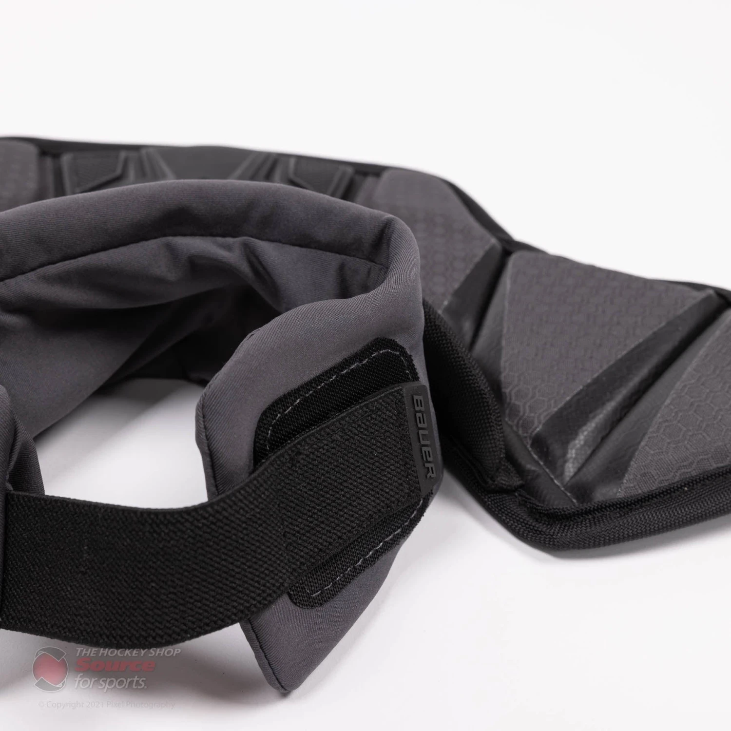 Bauer Pro Senior Goalie Neck Guard 6 Bauer Pro Senior Goalie Neck Guard - Image 4