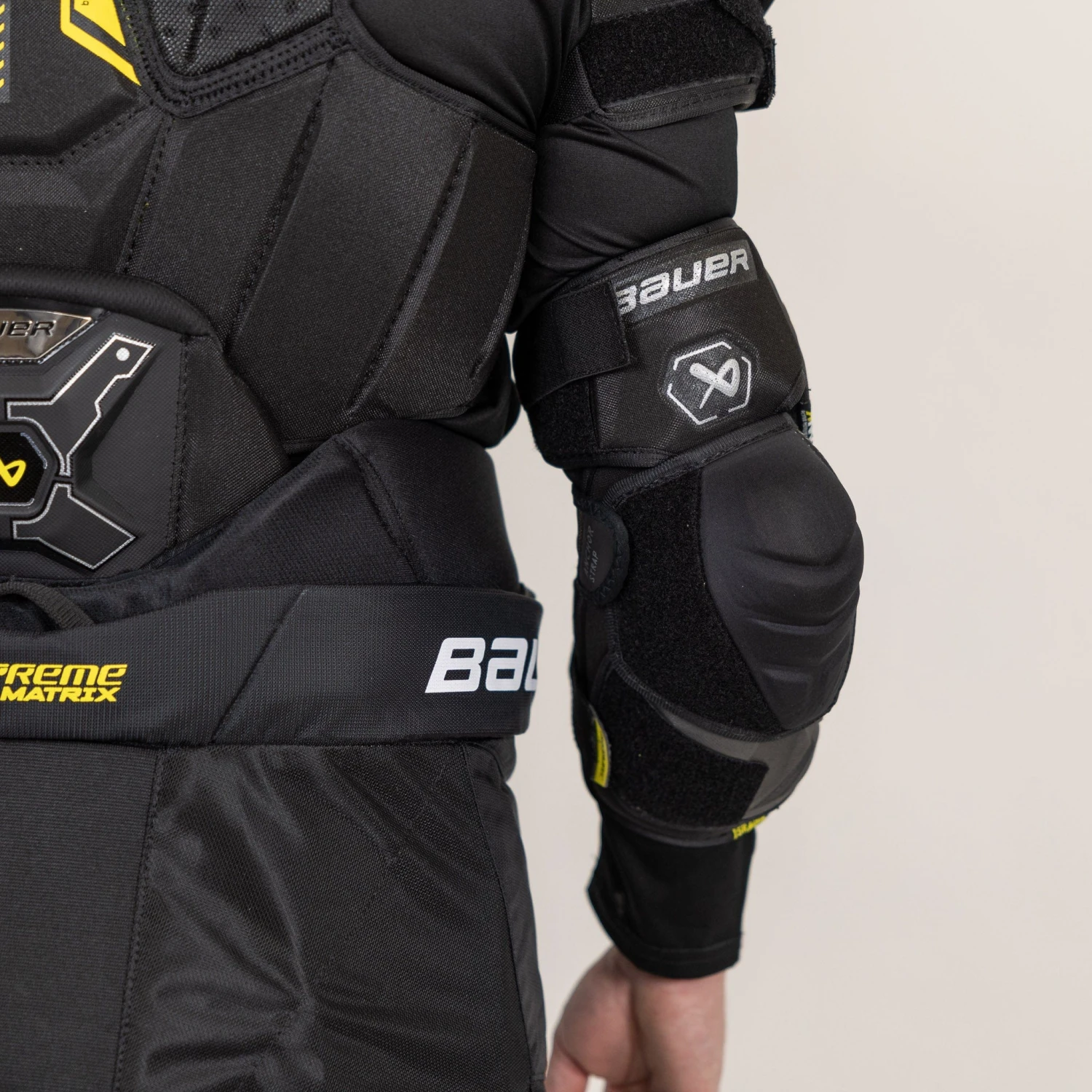 Bauer Supreme Matrix Senior Hockey Pants 10 Bauer Supreme Matrix Senior Hockey Pants - Image 8