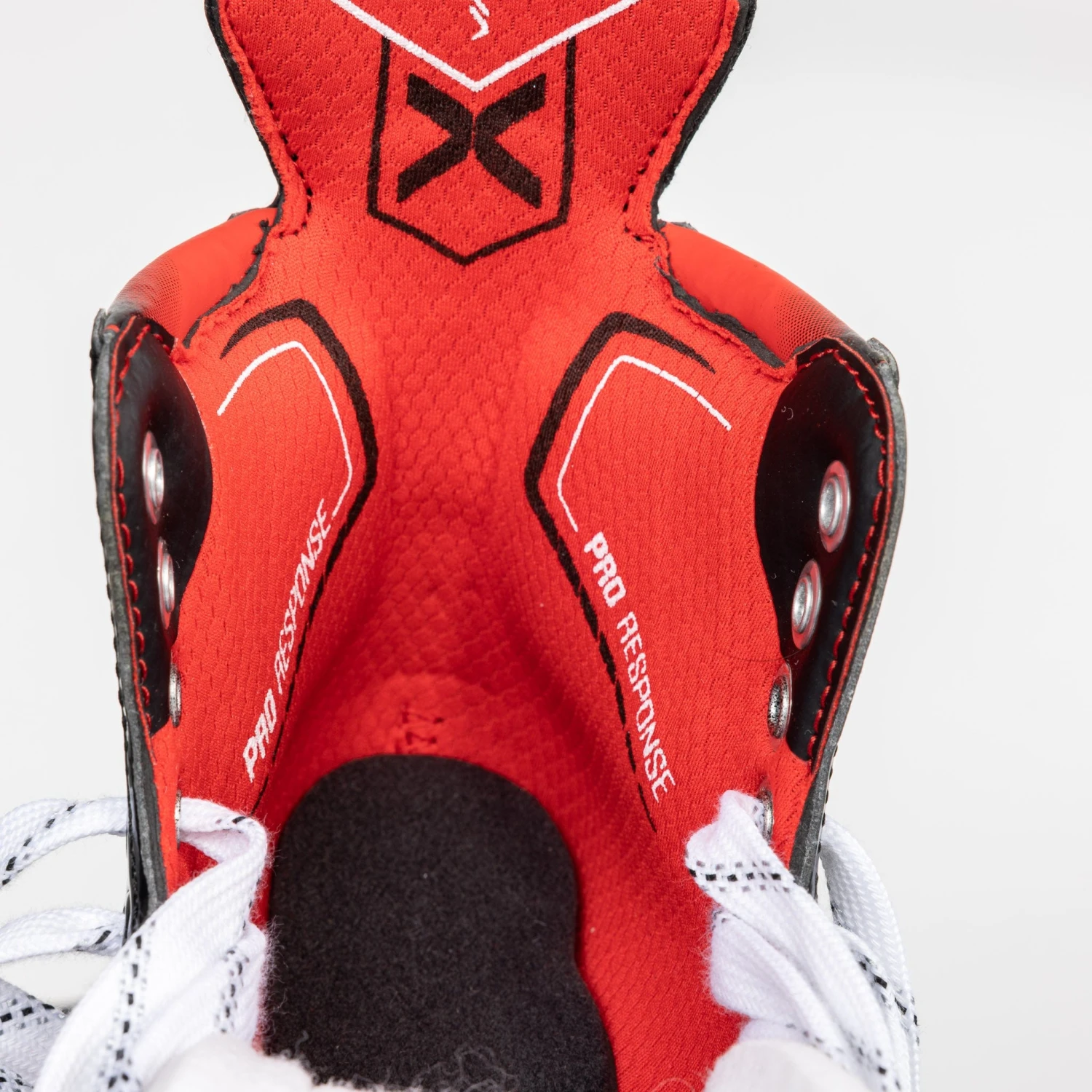 Bauer Vapor X5 Pro Youth Hockey Skates 15 Bauer Vapor X5 Pro Youth Hockey Skates - Image 13