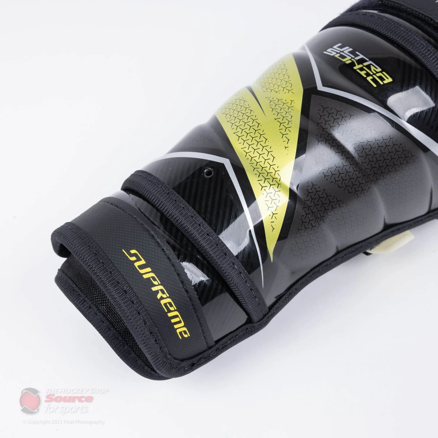 Bauer Supreme UltraSonic Intermediate Hockey Shin Guards 5 Bauer Supreme UltraSonic Intermediate Hockey Shin Guards - Image 3