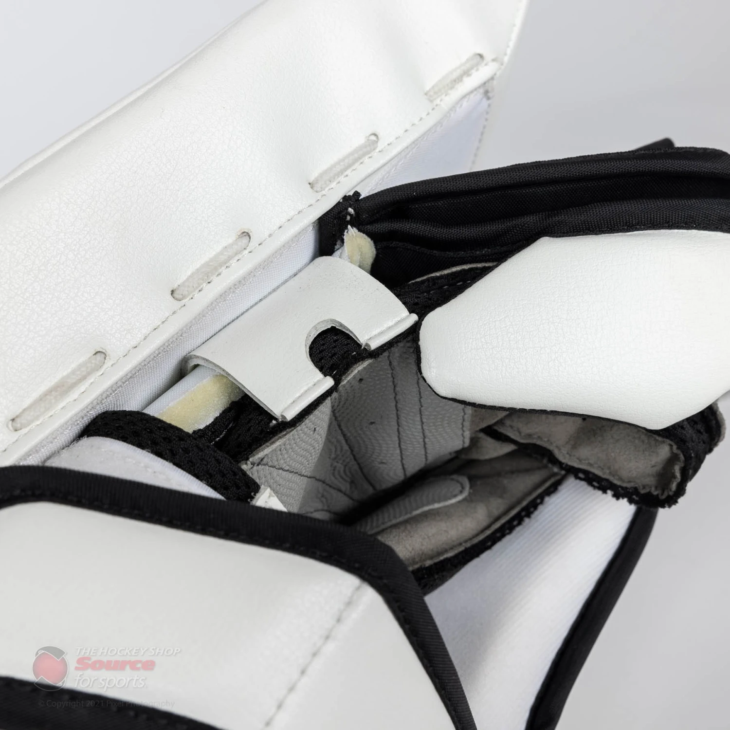 Brian's OPTiK X2 Senior Goalie Blocker 11 Brian's OPTiK X2 Senior Goalie Blocker - Image 9