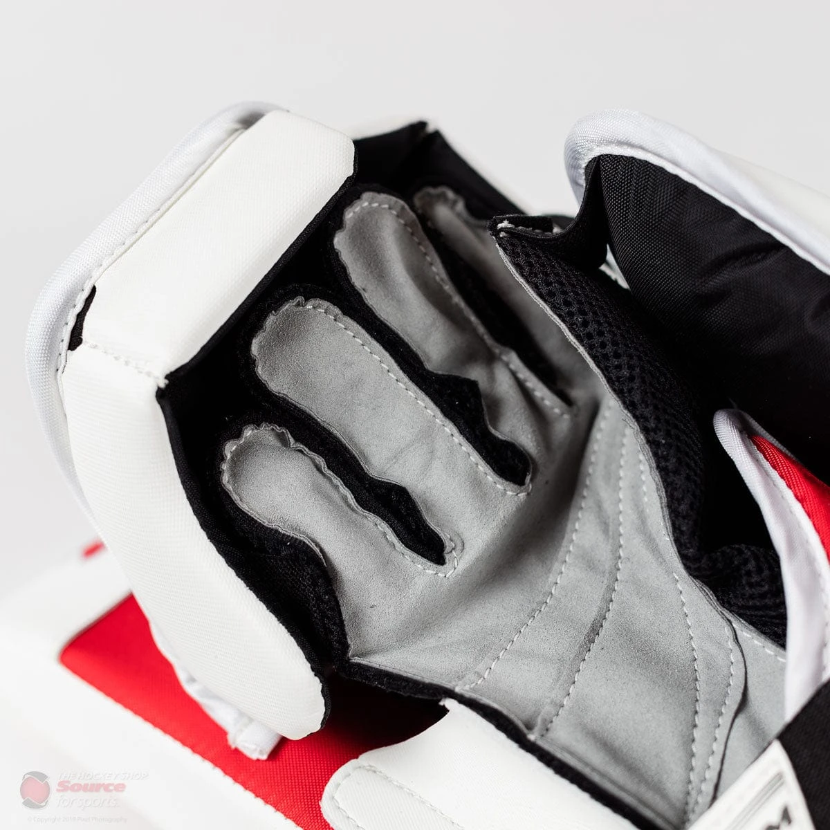 CCM Extreme Flex 4 Pro Senior Goalie Blocker 12 CCM Extreme Flex 4 Pro Senior Goalie Blocker - Image 10