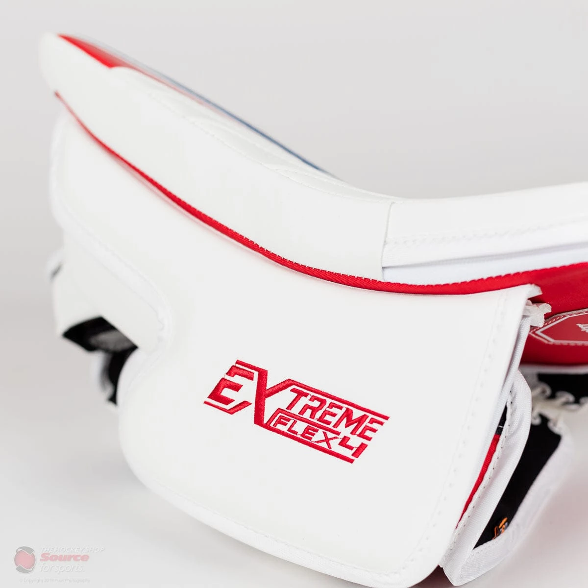 CCM Extreme Flex 4 Pro Senior Goalie Blocker 7 CCM Extreme Flex 4 Pro Senior Goalie Blocker - Image 5