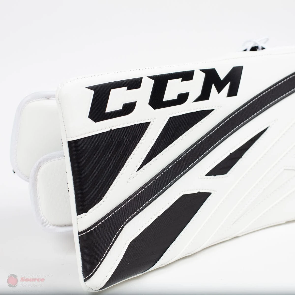 CCM Extreme Flex E4.9 Senior Goalie Blocker - Source Exclusive 4 CCM Extreme Flex E4.9 Senior Goalie Blocker - Source Exclusive - Image 2