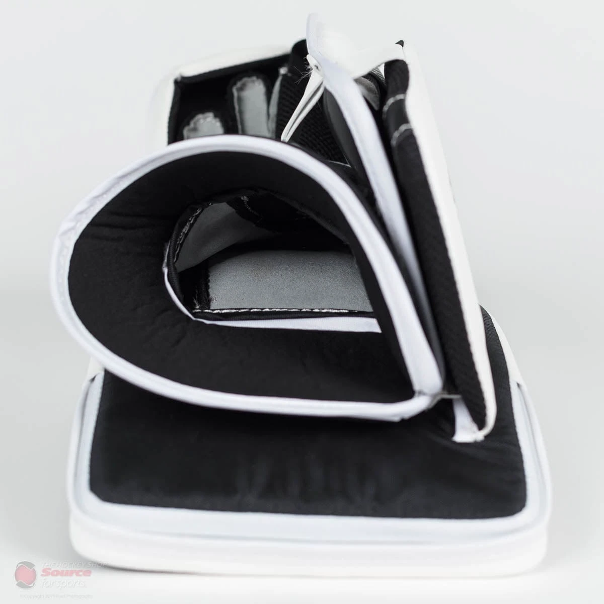 CCM Premier P2.5 Junior Goalie Blocker - Source Exclusive 7 CCM Premier P2.5 Junior Goalie Blocker - Source Exclusive - Image 5