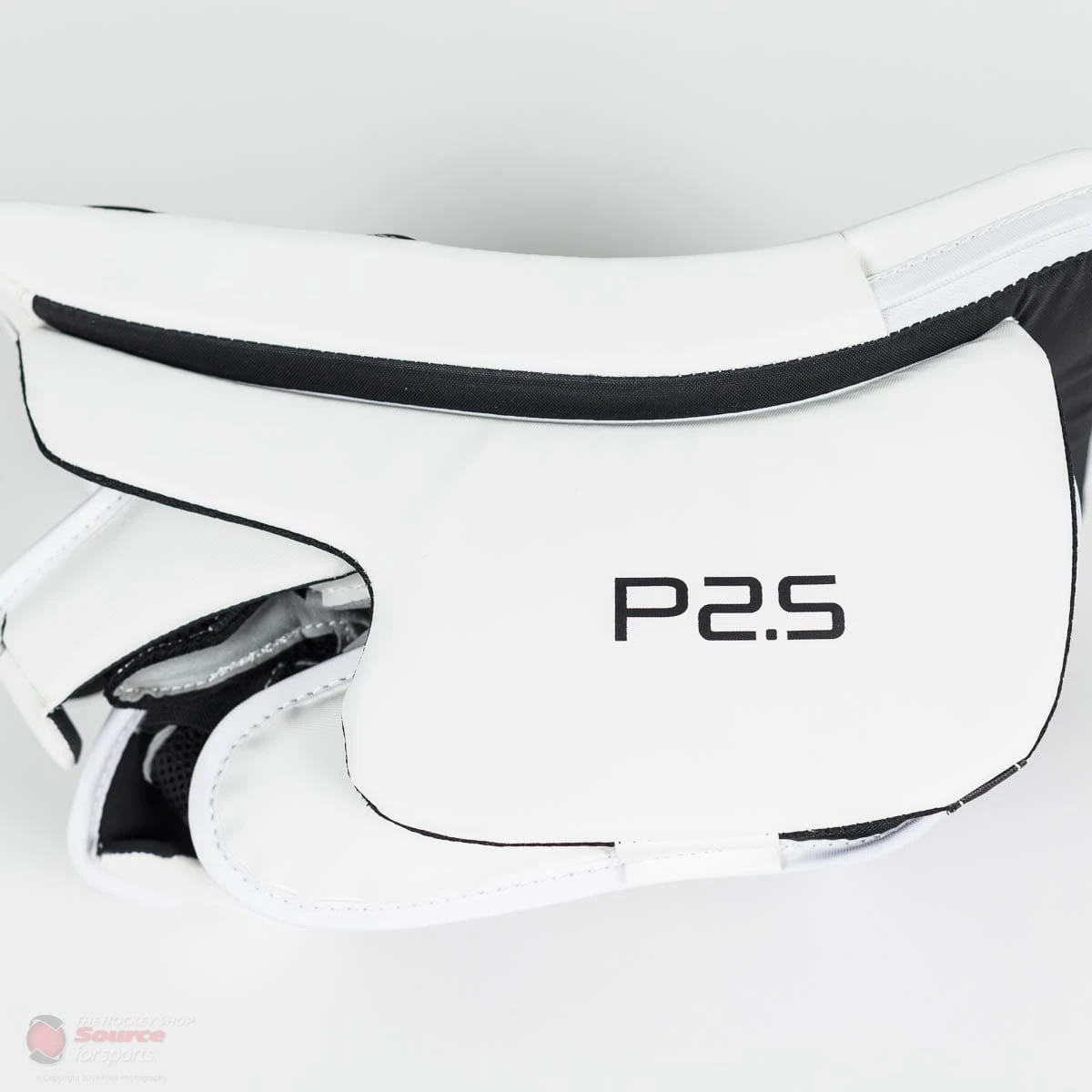 CCM Premier P2.5 Junior Goalie Blocker - Source Exclusive 8 CCM Premier P2.5 Junior Goalie Blocker - Source Exclusive - Image 6