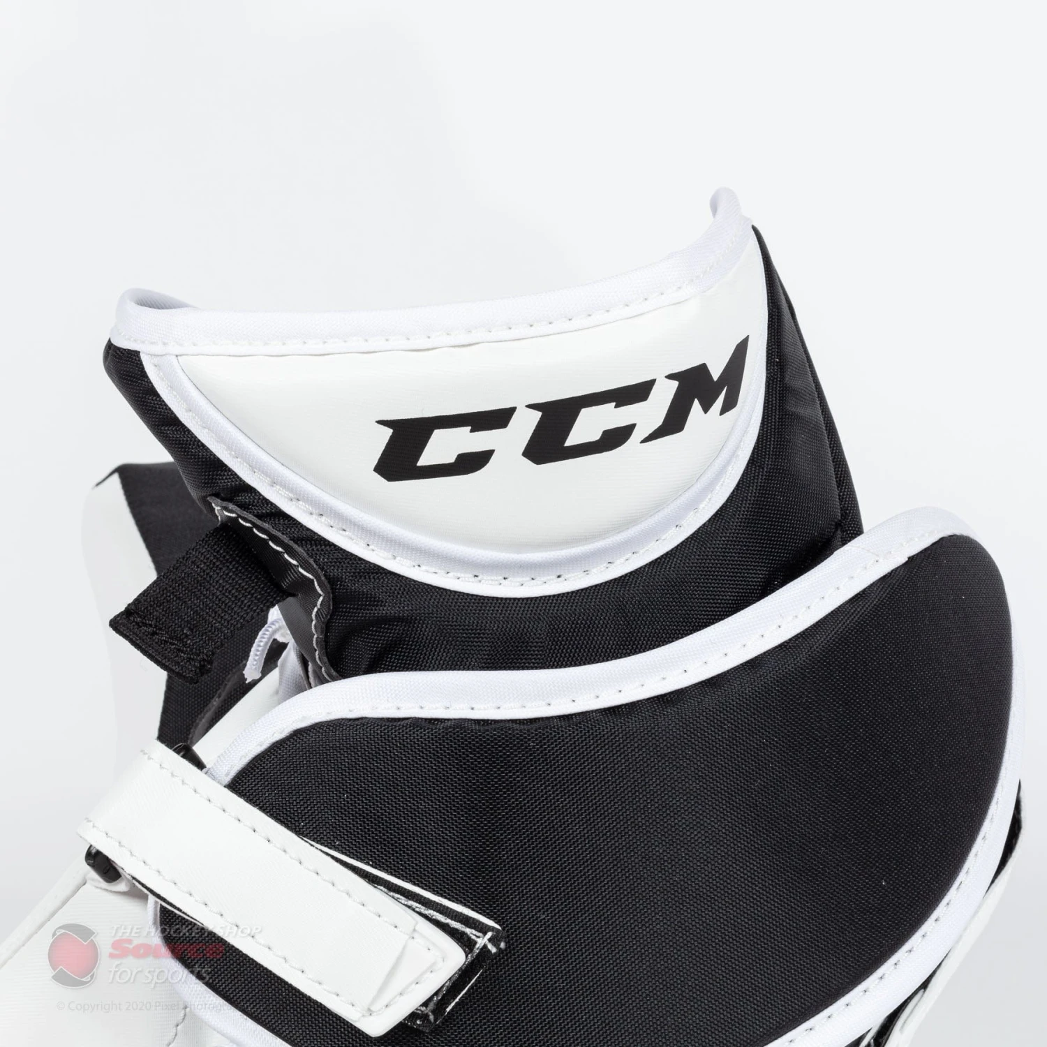 CCM Axis A1.5 Junior Goalie Catcher - Source Exclusive 10 CCM Axis A1.5 Junior Goalie Catcher - Source Exclusive - Image 8