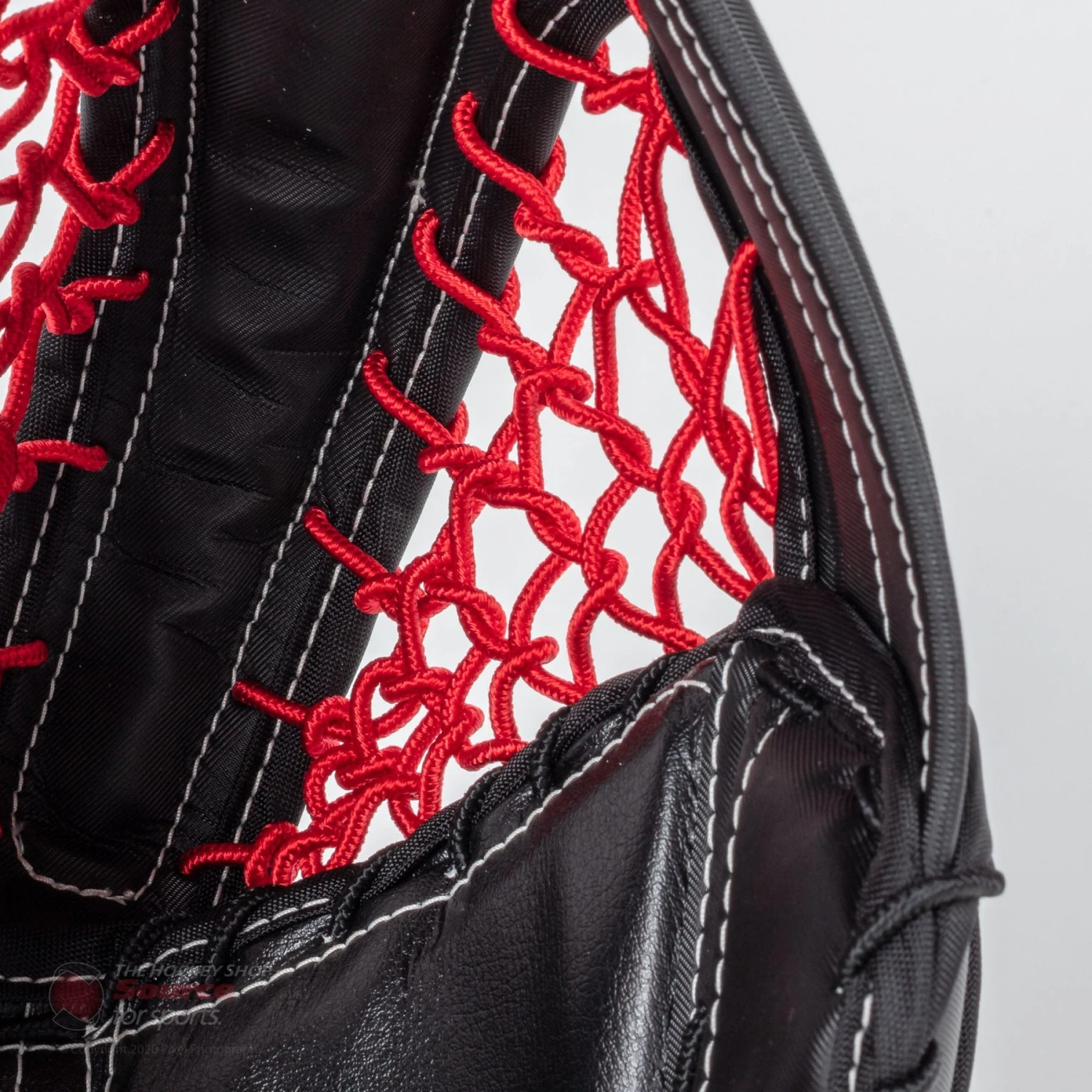 CCM Axis Senior Goalie Catcher - 600 Break Angle 9 CCM Axis Senior Goalie Catcher - 600 Break Angle - Image 7