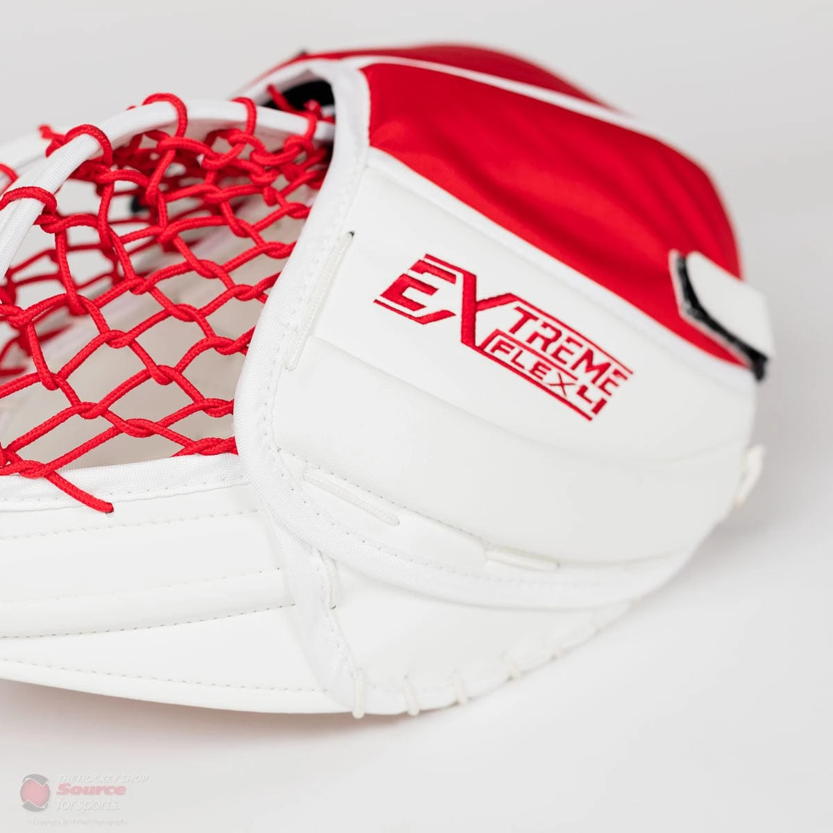 CCM Extreme Flex 4 Pro Senior Goalie Catcher 9 CCM Extreme Flex 4 Pro Senior Goalie Catcher - Image 7