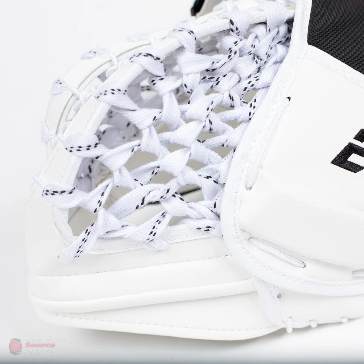 CCM Extreme Flex E4.9 Intermediate Goalie Catcher - Source Exclusive 8 CCM Extreme Flex E4.9 Intermediate Goalie Catcher - Source Exclusive - Image 6