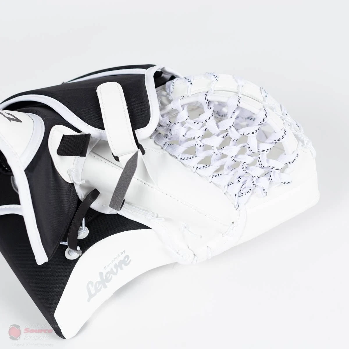 CCM Premier P2.5 Senior Goalie Catcher - Source Exclusive 10 CCM Premier P2.5 Senior Goalie Catcher - Source Exclusive - Image 8