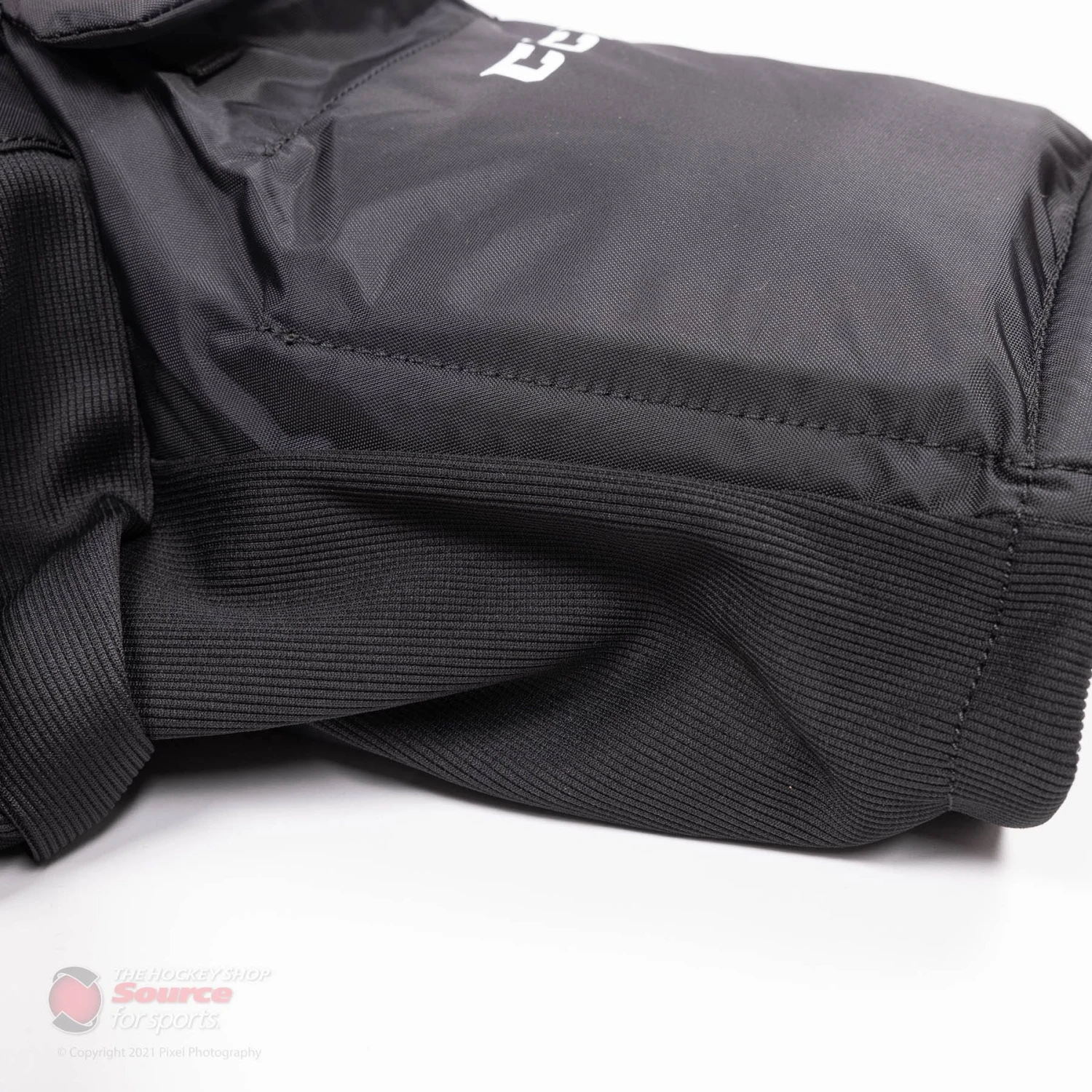 CCM 1.5 Junior Goalie Pants 7 CCM 1.5 Junior Goalie Pants - Image 5