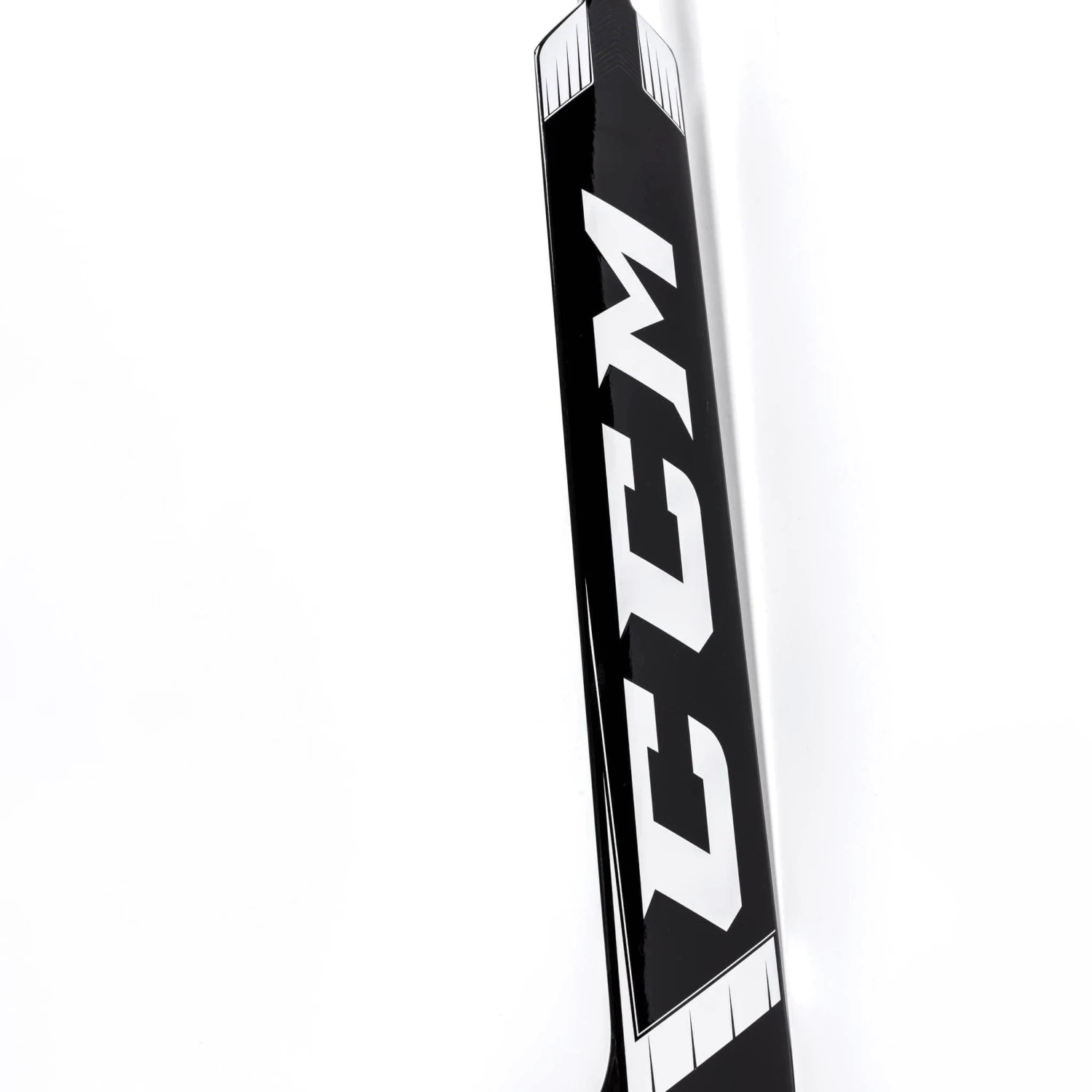 CCM Axis 1.5 Junior Goalie Stick 12 CCM Axis 1.5 Junior Goalie Stick - Image 10