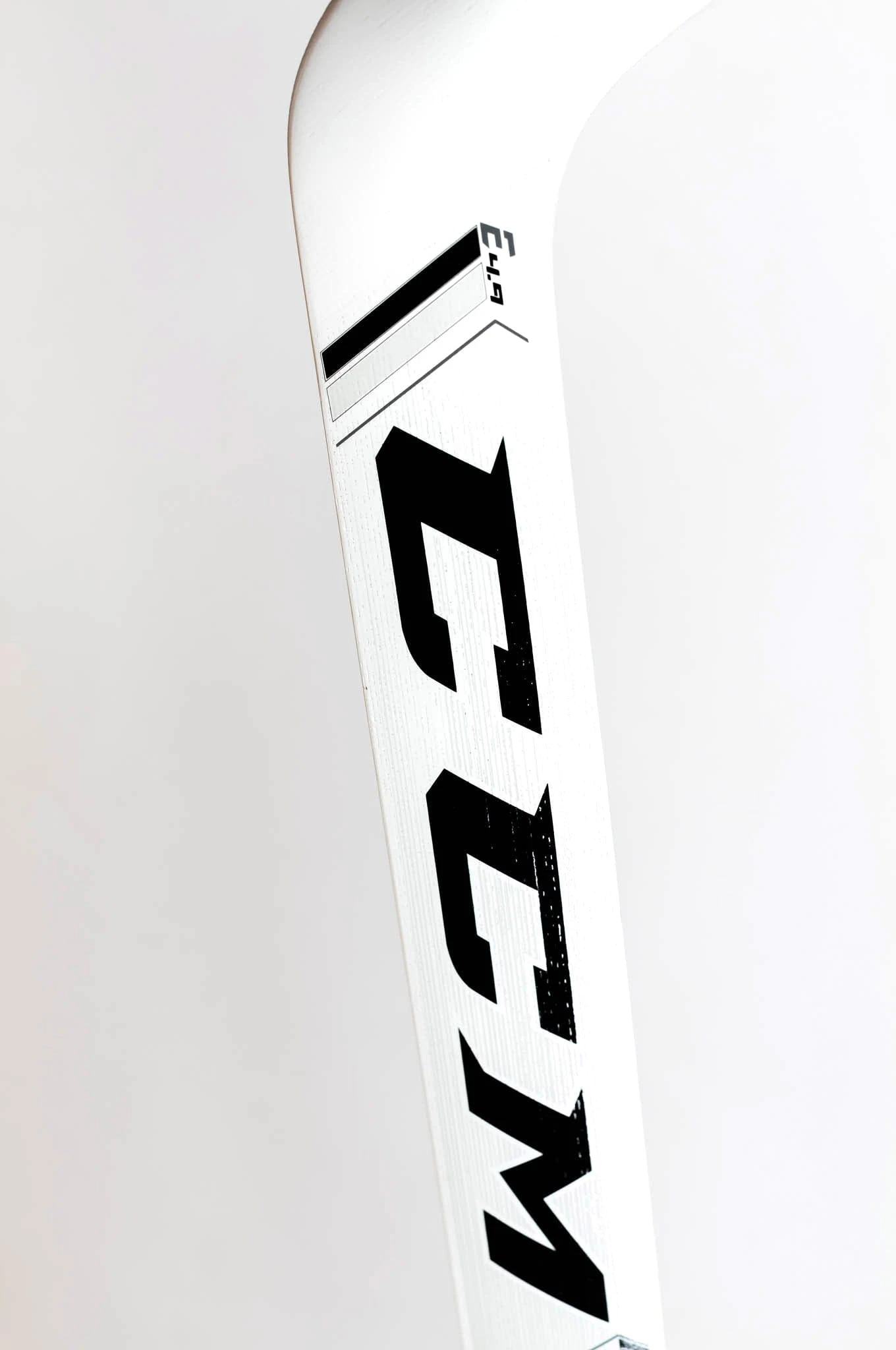 CCM Extreme Flex E4.9 Junior Goalie Stick 14 CCM Extreme Flex E4.9 Junior Goalie Stick - Image 12
