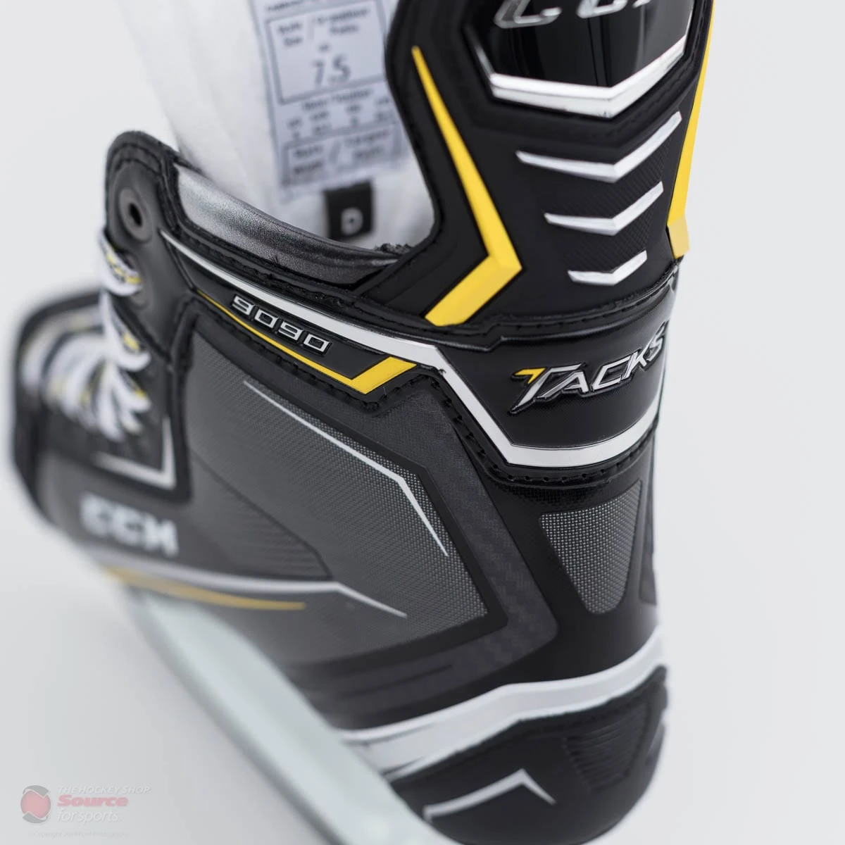 CCM Tacks 9090 Senior Hockey Skates 7 CCM Tacks 9090 Senior Hockey Skates - Image 5