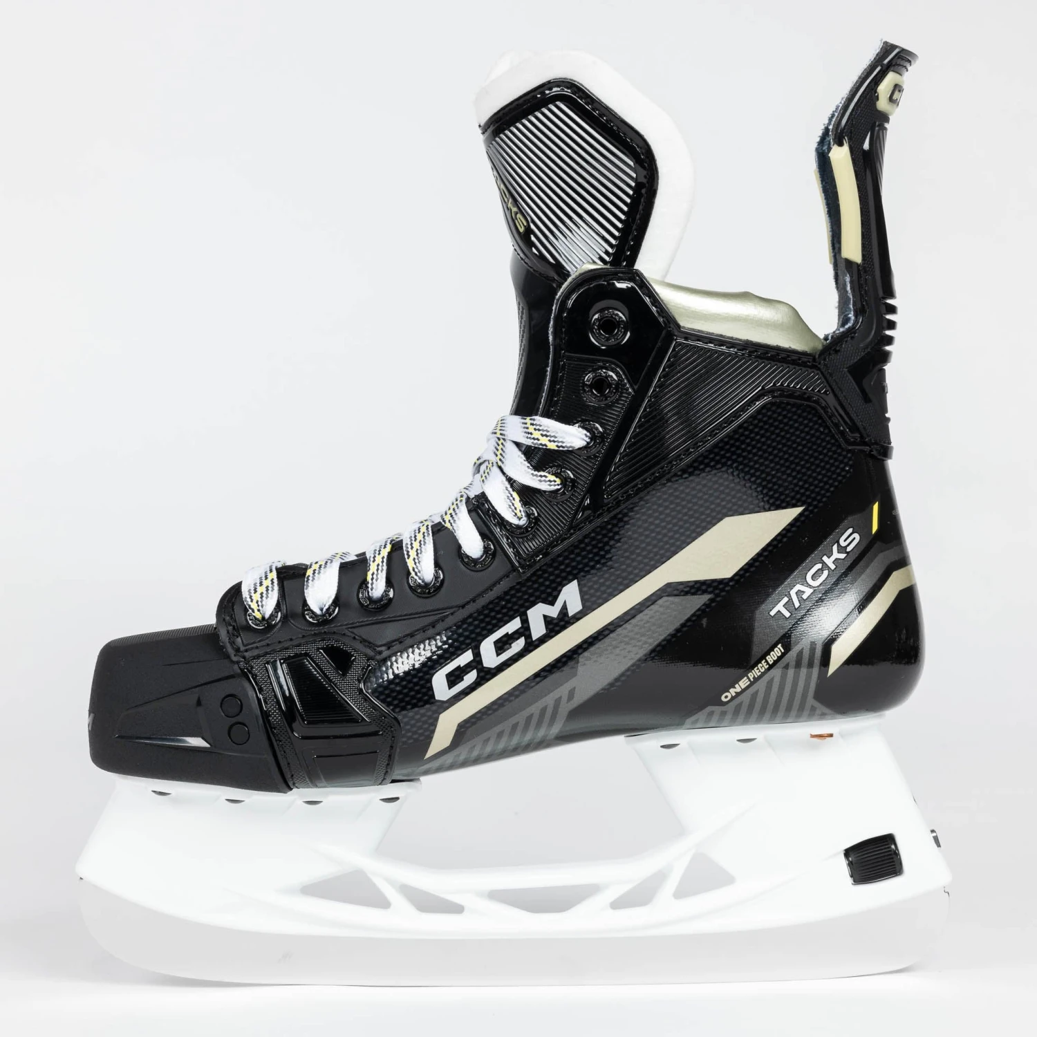 CCM Tacks AS590 Intermediate Hockey Skates 5 CCM Tacks AS590 Intermediate Hockey Skates - Image 3