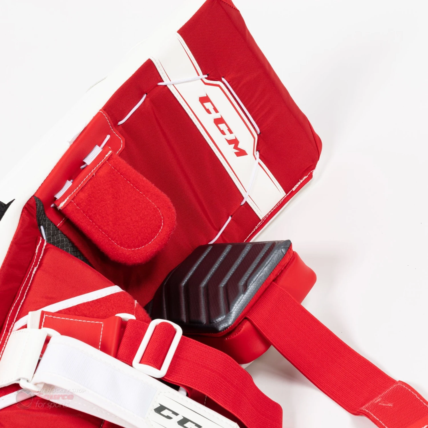 CCM Axis A1.9 Intermediate Goalie Leg Pads 9 CCM Axis A1.9 Intermediate Goalie Leg Pads - Image 7