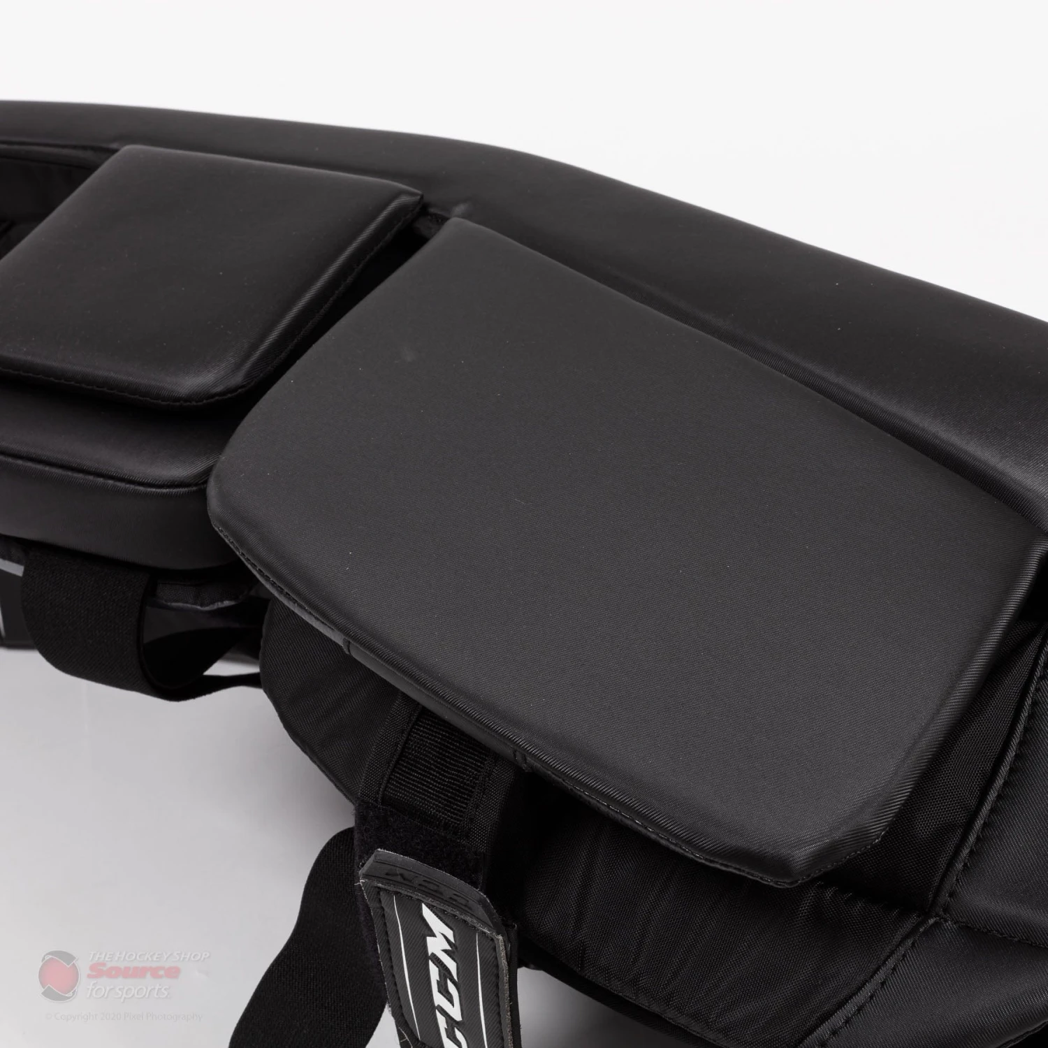 CCM Axis Senior Goalie Leg Pads 14 CCM Axis Senior Goalie Leg Pads - Image 12