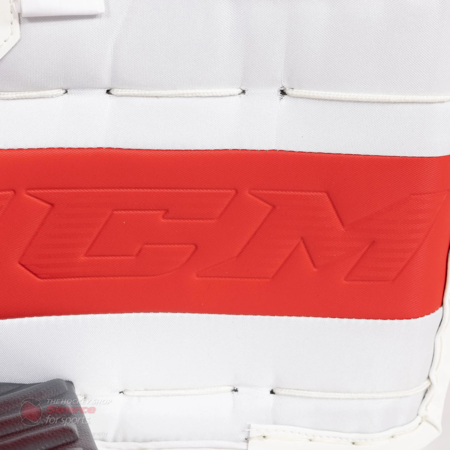 CCM Extreme Flex 5 Senior Goalie Leg Pads 11 CCM Extreme Flex 5 Senior Goalie Leg Pads - Image 9