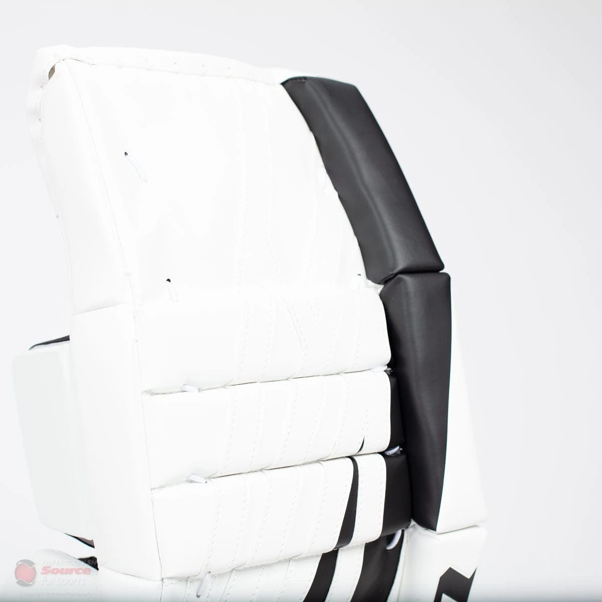 CCM Extreme Flex E4.5 Junior Goalie Leg Pads - Source Exclusive 4 CCM Extreme Flex E4.5 Junior Goalie Leg Pads - Source Exclusive - Image 2