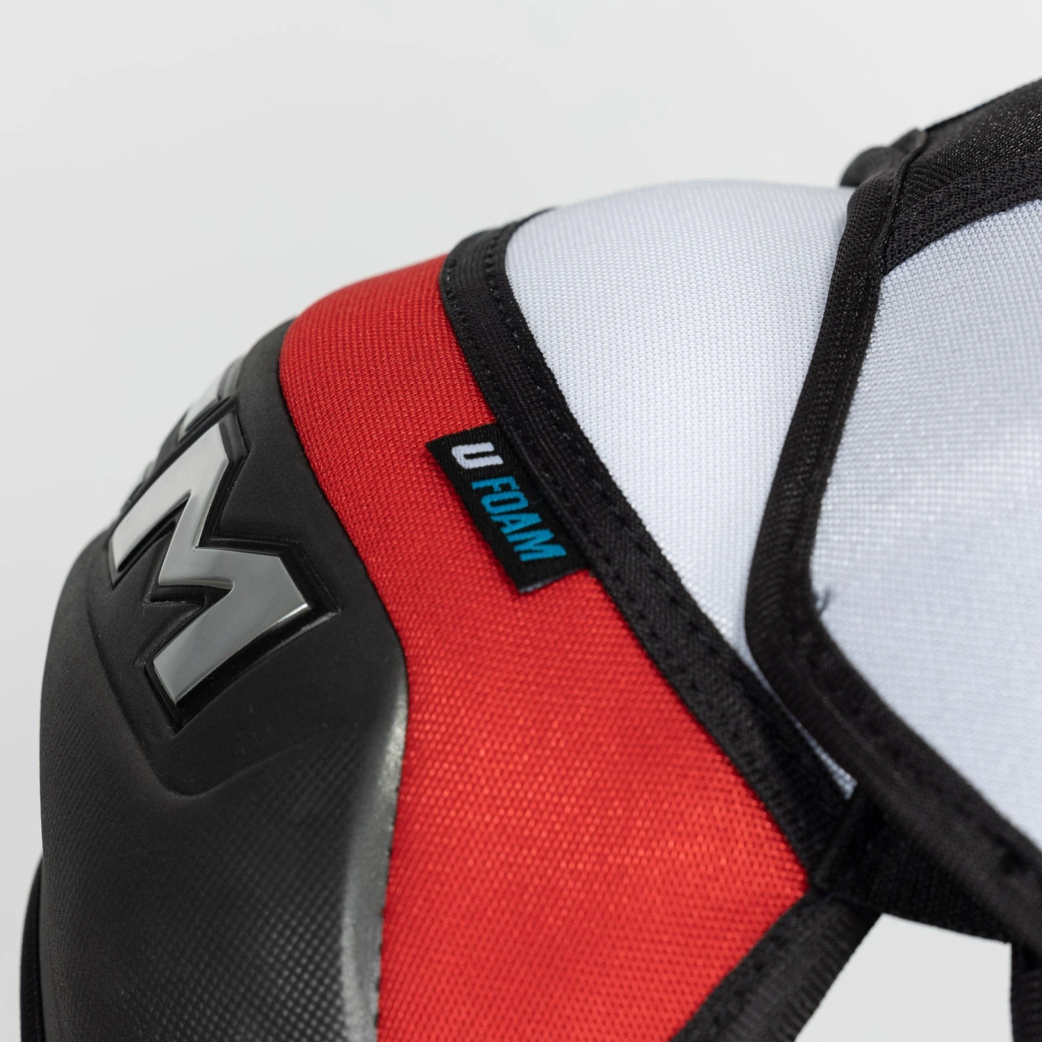 CCM Jetspeed FT6 Junior Hockey Shoulder Pads 8 CCM Jetspeed FT6 Junior Hockey Shoulder Pads - Image 6