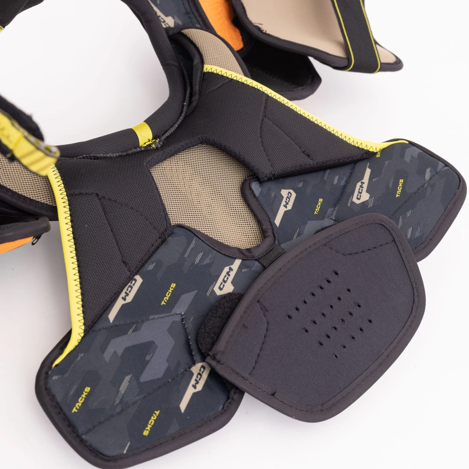 CCM Tacks AS-V Pro Junior Hockey Shoulder Pads 16 CCM Tacks AS-V Pro Junior Hockey Shoulder Pads - Image 14