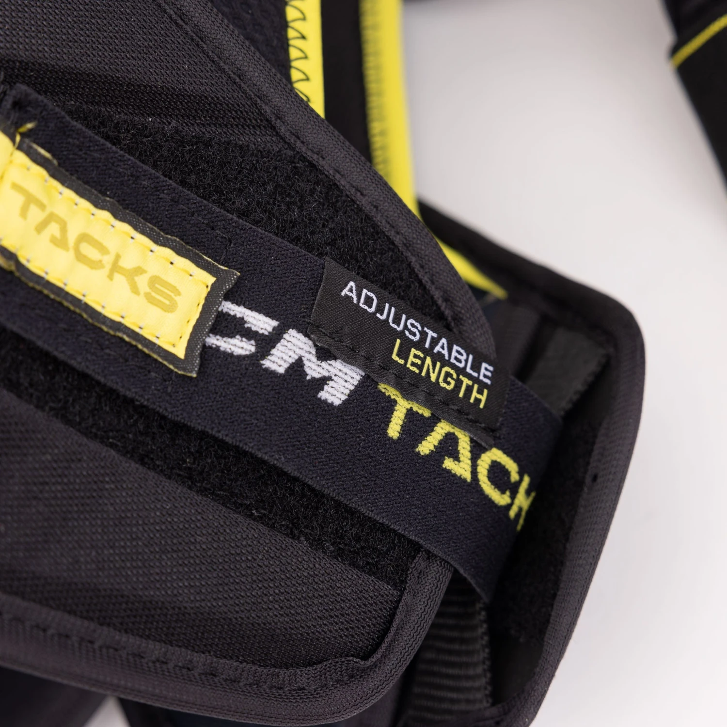 CCM Tacks AS-V Pro Junior Hockey Shoulder Pads 14 CCM Tacks AS-V Pro Junior Hockey Shoulder Pads - Image 12