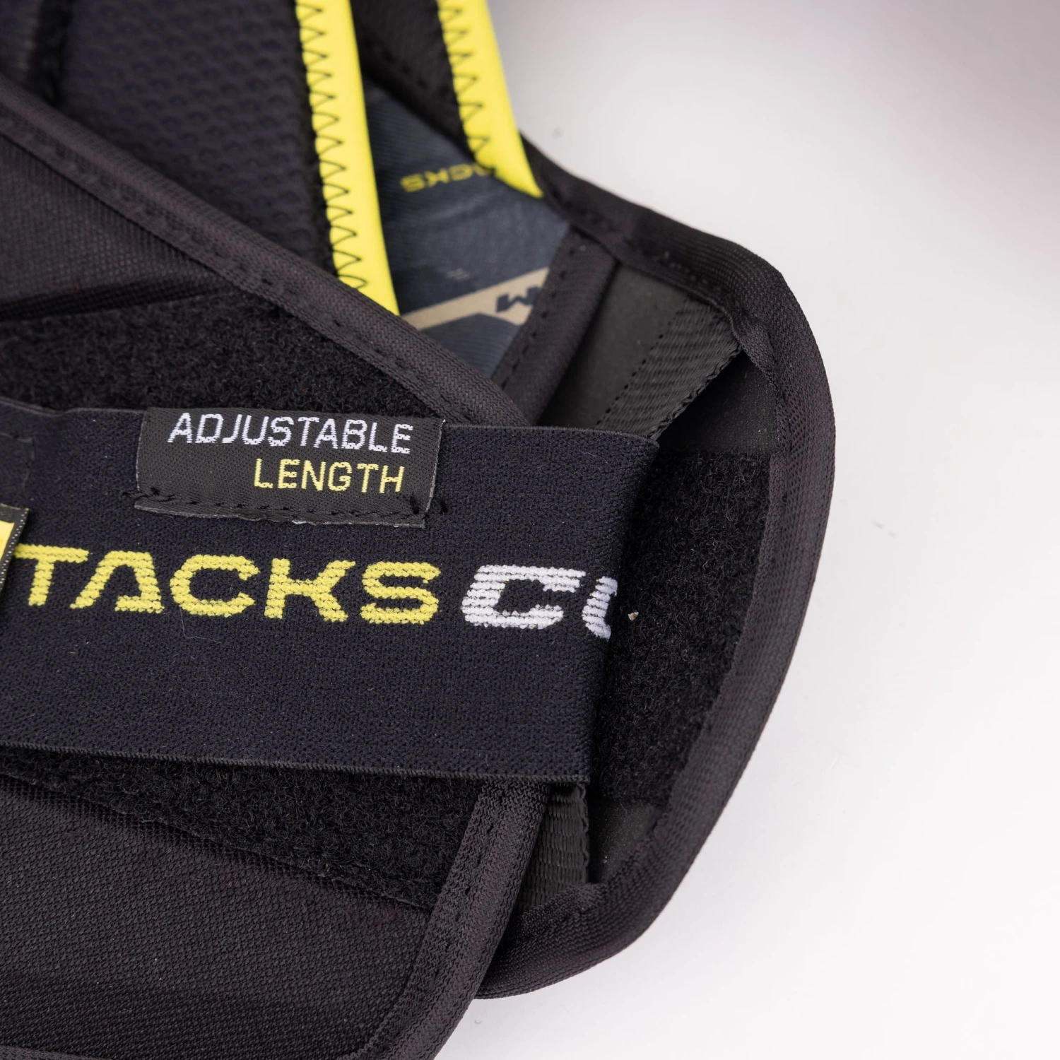 CCM Tacks AS-V Pro Senior Hockey Shoulder Pads 15 CCM Tacks AS-V Pro Senior Hockey Shoulder Pads - Image 13