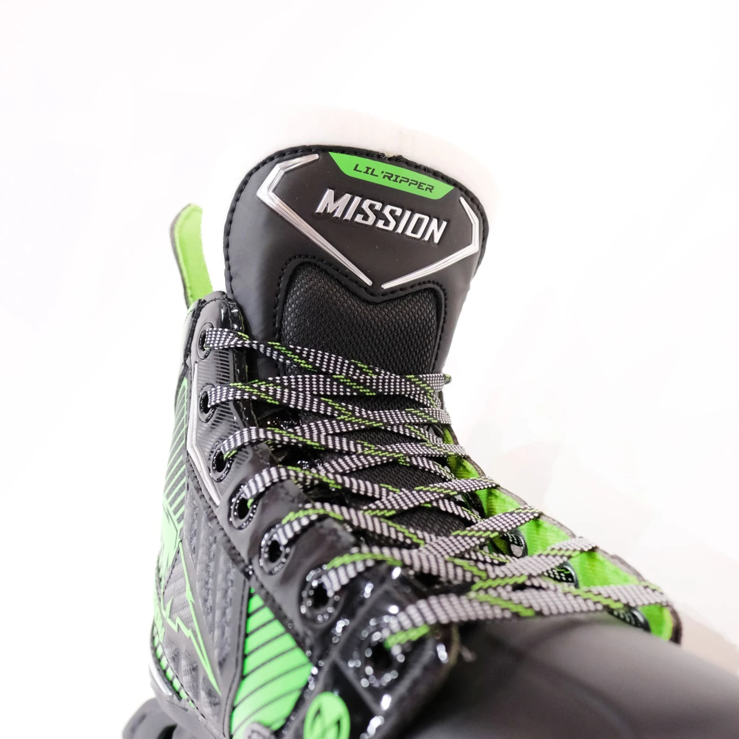 Mission Lil' Ripper Adjustable Junior Roller Hockey Skates 6 Mission Lil' Ripper Adjustable Junior Roller Hockey Skates - Image 4