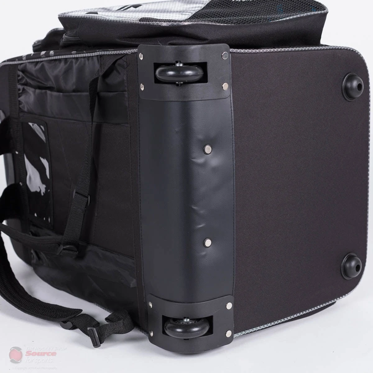 TRUE Senior Backpack Wheel Hockey Bag 11 TRUE Senior Backpack Wheel Hockey Bag - Image 9