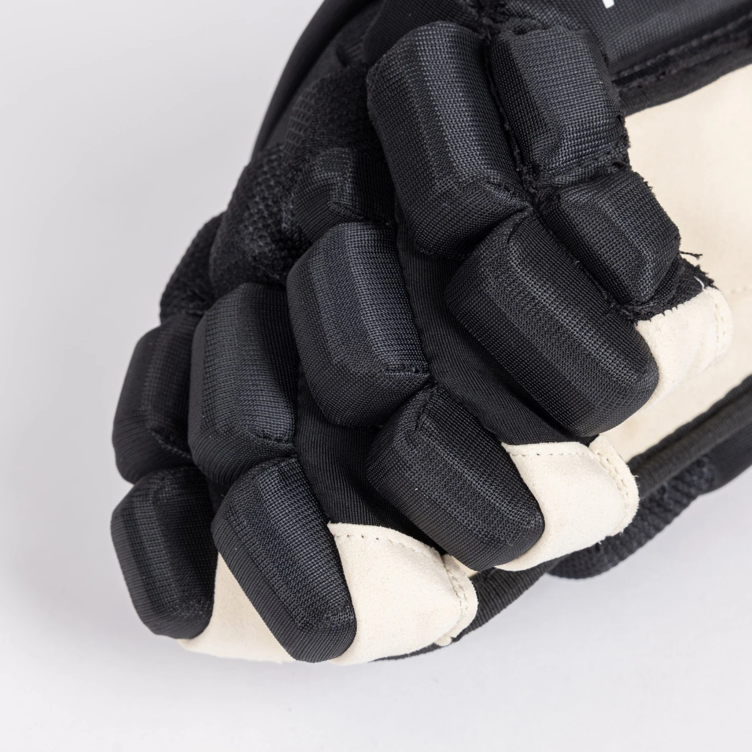 TRUE Catalyst Pro Stock Senior Hockey Glove - New York Rangers 11 TRUE Catalyst Pro Stock Senior Hockey Glove - New York Rangers - Image 9