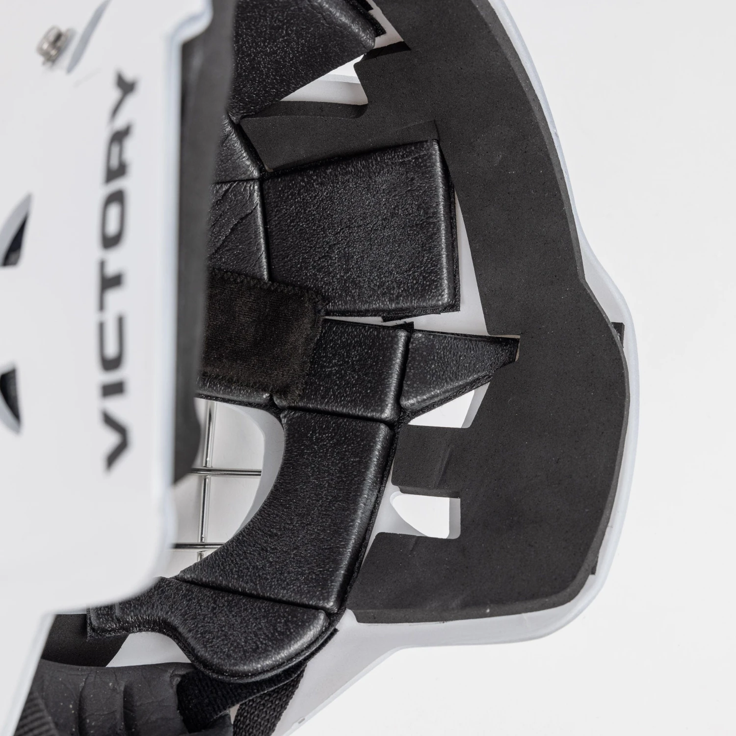 Victory V4 Senior Goalie Mask 13 Victory V4 Senior Goalie Mask - Image 11