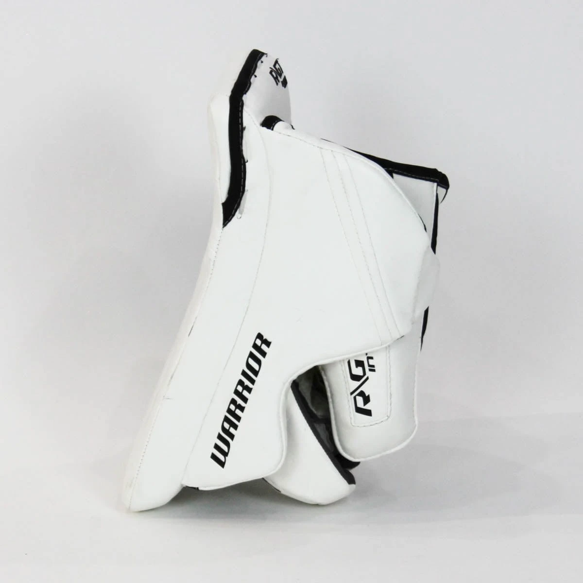 Warrior Ritual GT Intermediate Goalie Blocker - Demo A 4 Warrior Ritual GT Intermediate Goalie Blocker - Demo A - Image 2