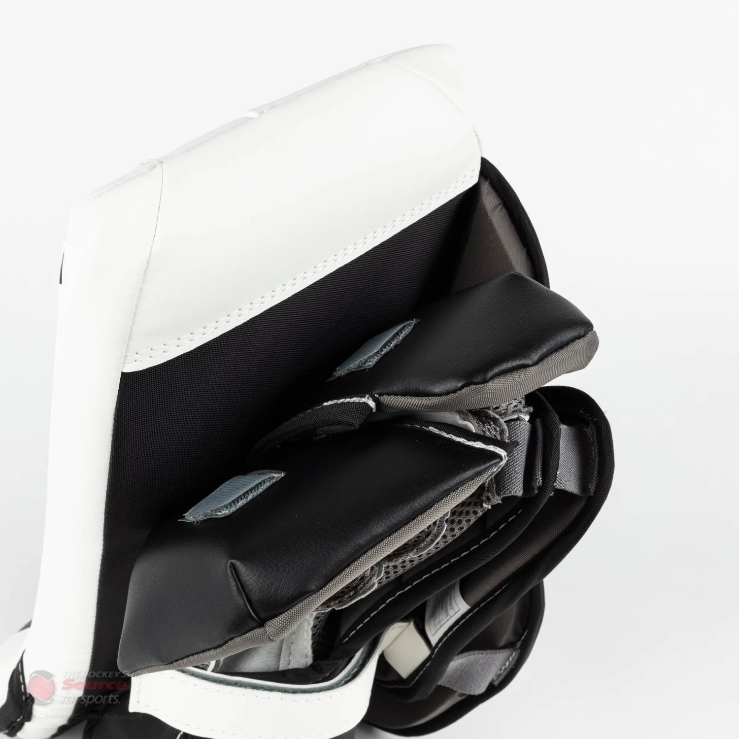 Warrior Ritual G5 Junior Goalie Blocker 7 Warrior Ritual G5 Junior Goalie Blocker - Image 5