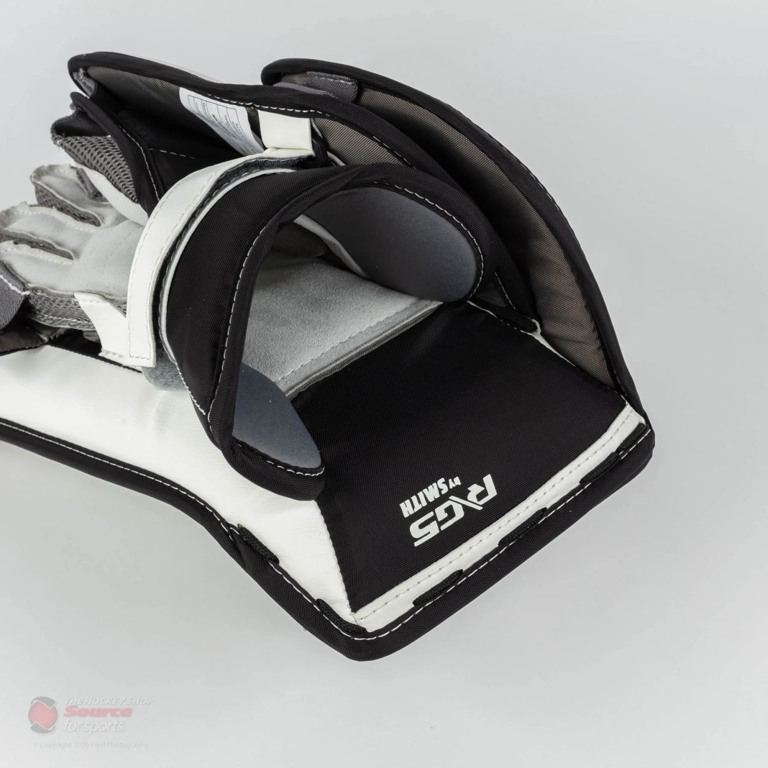 Warrior Ritual G5 Youth Goalie Blocker 9 Warrior Ritual G5 Youth Goalie Blocker - Image 7