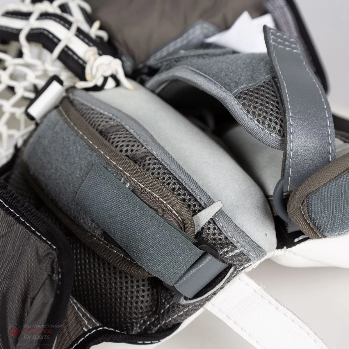 Warrior Ritual GT2 Senior Goalie Catcher 9 Warrior Ritual GT2 Senior Goalie Catcher - Image 7