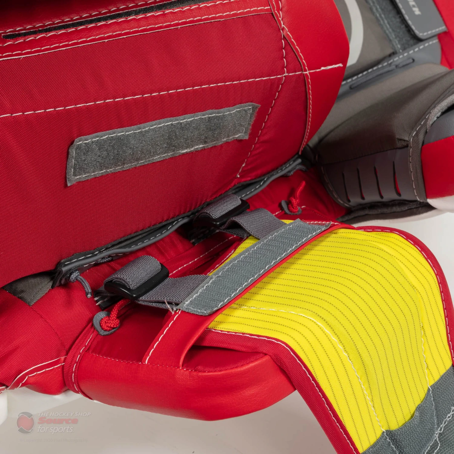 Warrior Ritual G5 Intermediate Goalie Leg Pads 14 Warrior Ritual G5 Intermediate Goalie Leg Pads - Image 12