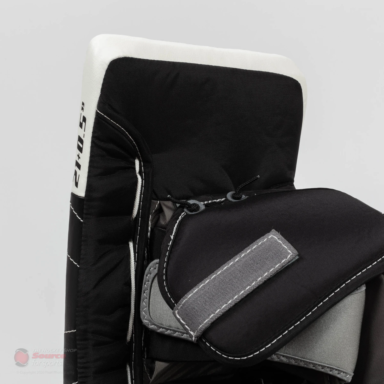 Warrior Ritual G5 Youth Goalie Leg Pads 8 Warrior Ritual G5 Youth Goalie Leg Pads - Image 6